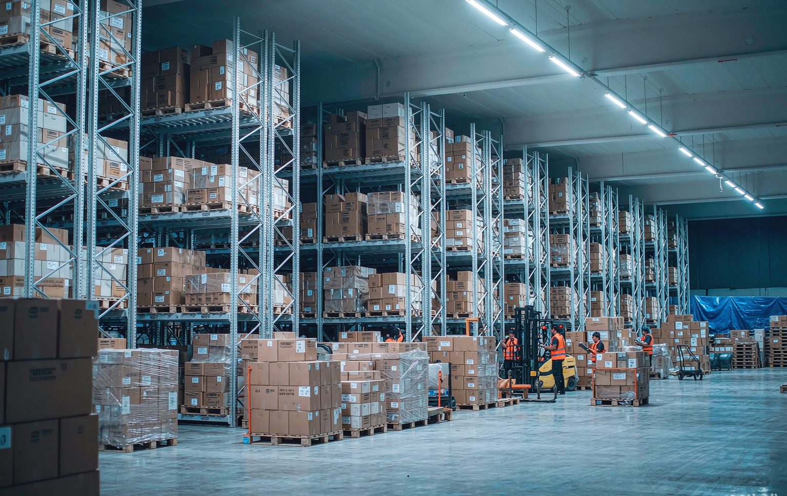 Modern warehouse operations